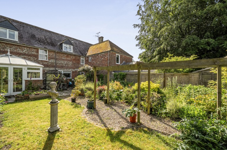 Images for Sutton Veny