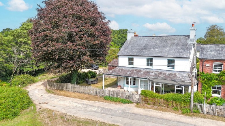 Click the photo for more details of Martins Road, Brockenhurst, SO42
