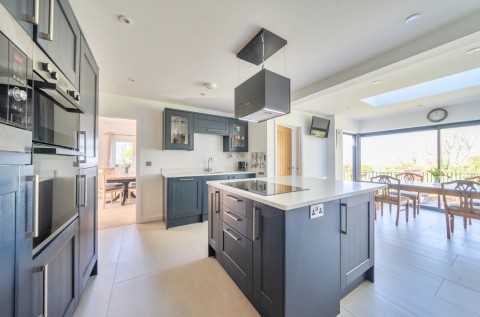 Click the photo for more details of Chestnut Lane, Ashcott, Somerset