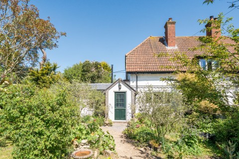 Click the photo for more details of School Lane, Thorney Hill, Christchurch, BH23