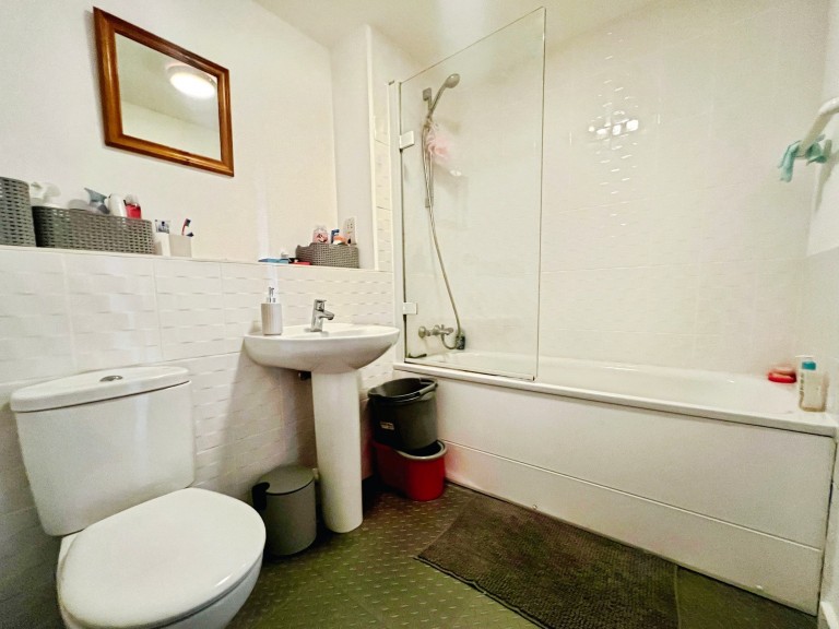 Images for Lime Tree Square, Street, Somerset