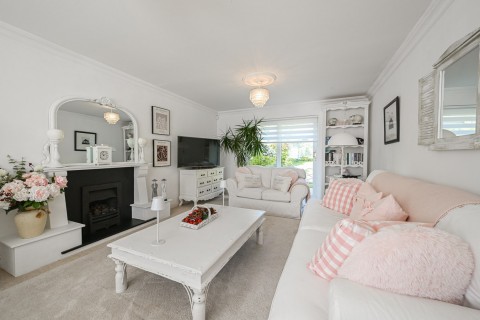 Click the photo for more details of School Close, Verwood, BH31