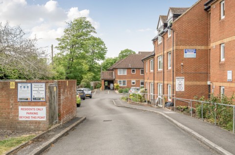 Click the photo for more details of Station Road, Warminster, Wiltshire
