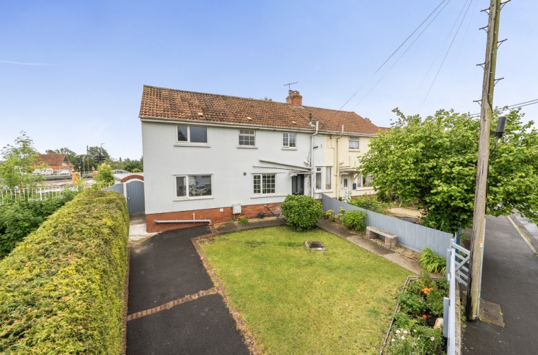 Click the photo for more details of Grange Avenue, Street, Somerset