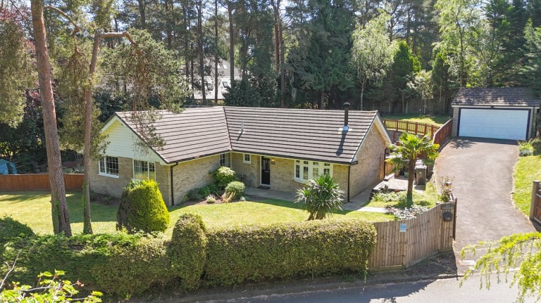 Images for Egmont Close, Avon Castle, Ringwood, BH24