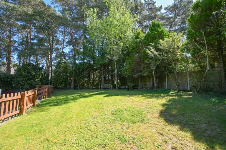 Images for Egmont Close, Avon Castle, Ringwood, BH24