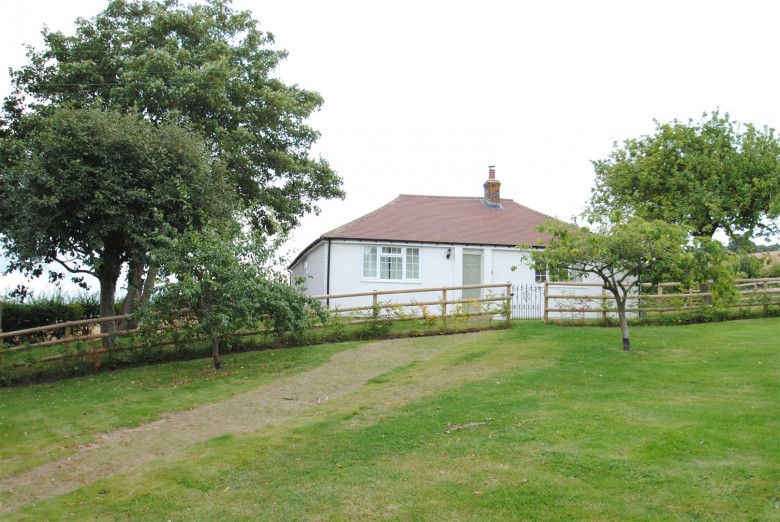 Click the photo for more details of Manor Road, Wantage