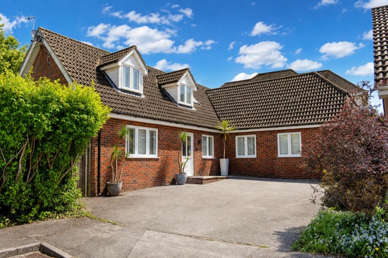 Images for Harford Close, Pennington, Lymington, SO41