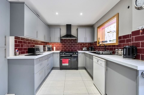 Click the photo for more details of St Andrews Road, Warminster, Wiltshire
