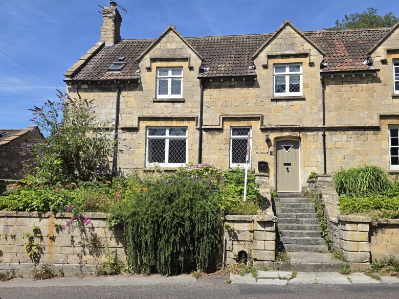 Click the photo for more details of Bove Town, Glastonbury, Somerset