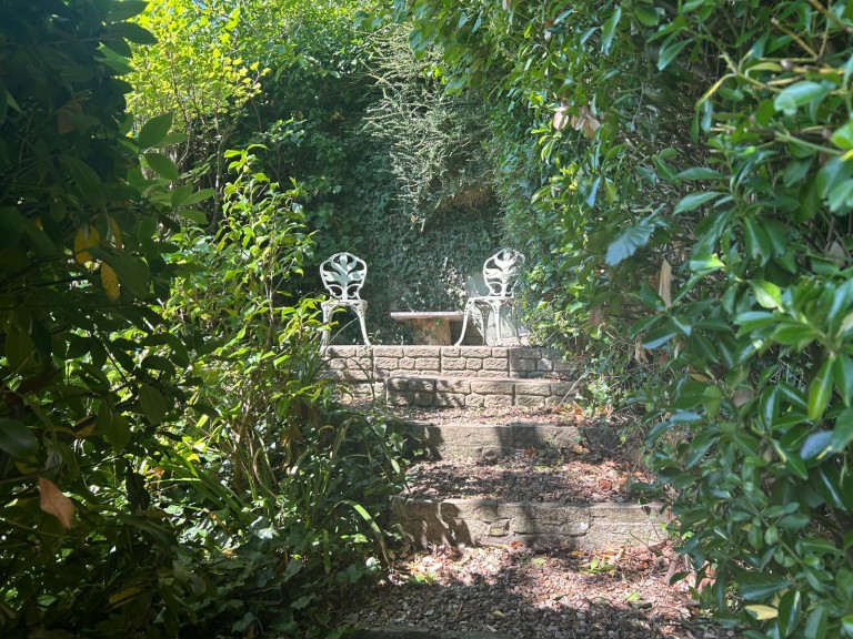 Images for Bove Town, Glastonbury, Somerset