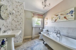 Images for Bove Town, Glastonbury, Somerset