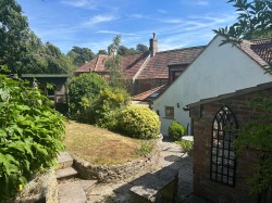 Images for Bove Town, Glastonbury, Somerset