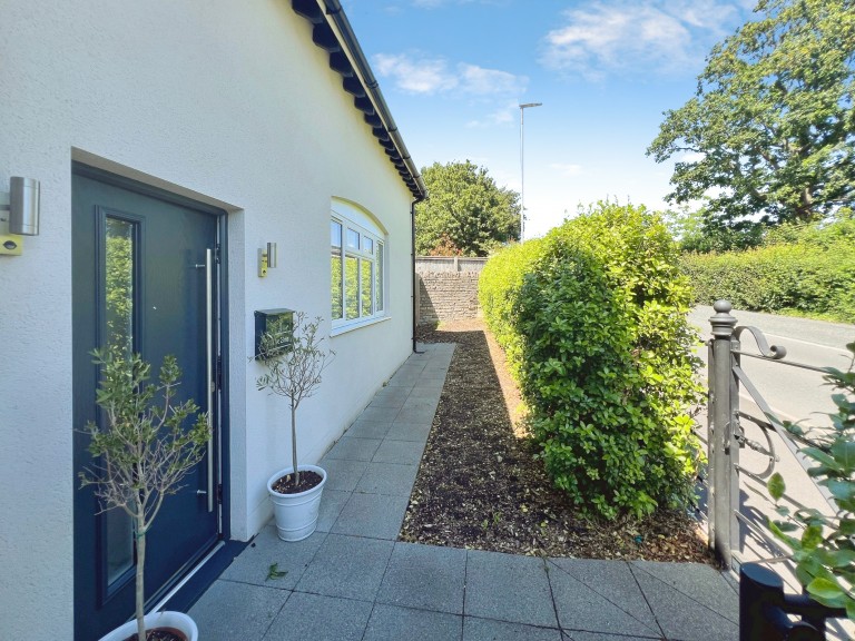 Images for Somerton Road, Street, Somerset