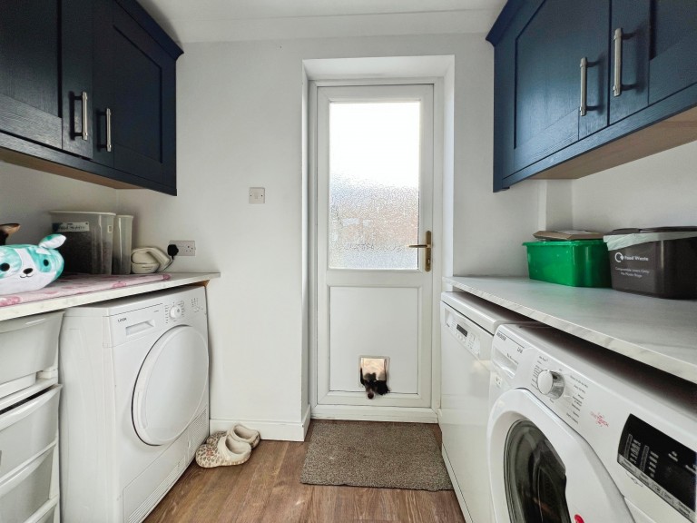 Images for Aquara Close, Street, Somerset