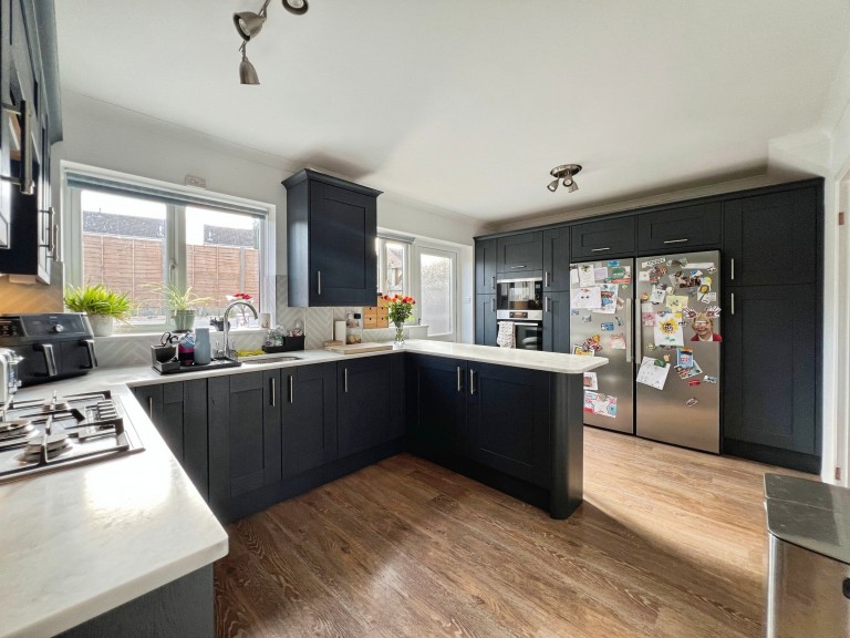 Images for Aquara Close, Street, Somerset