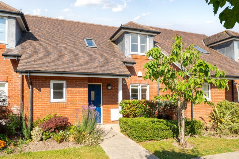 Click the photo for more details of North Greenlands, Pennington, Lymington, SO41