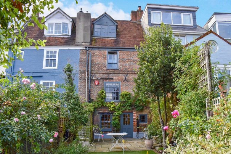 Click the photo for more details of Captains Row, Lymington, SO41