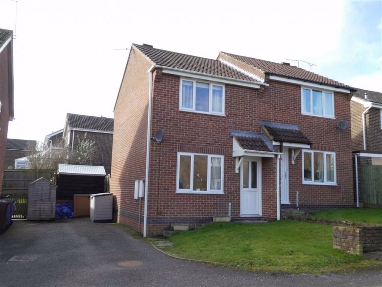 Click the photo for more details of Hillside Close, Banbury
