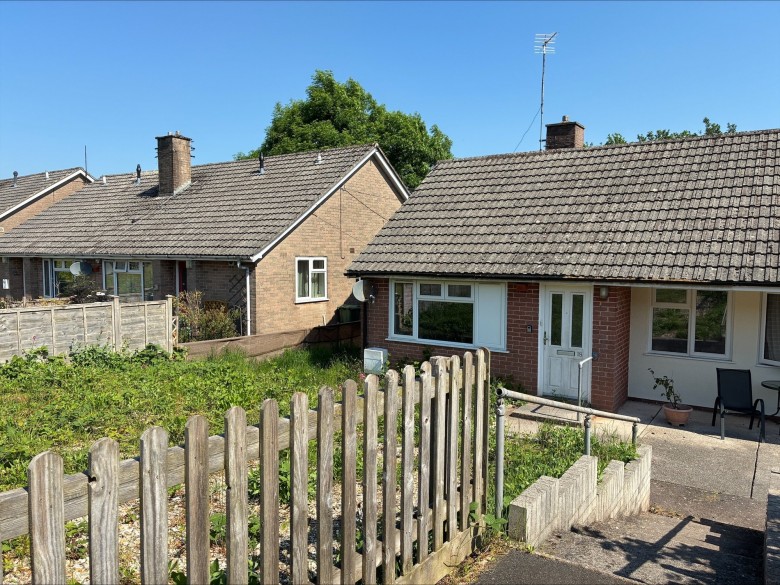 Click the photo for more details of Stratton-on-the-Fosse, Radstock, Somerset