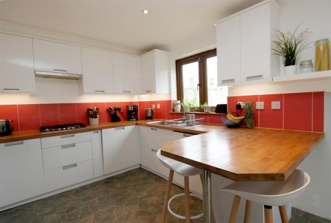 Click the photo for more details of Beech Close, Watlington