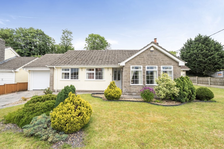 Click the photo for more details of Charlton Close, Shepton Mallet, Somerset