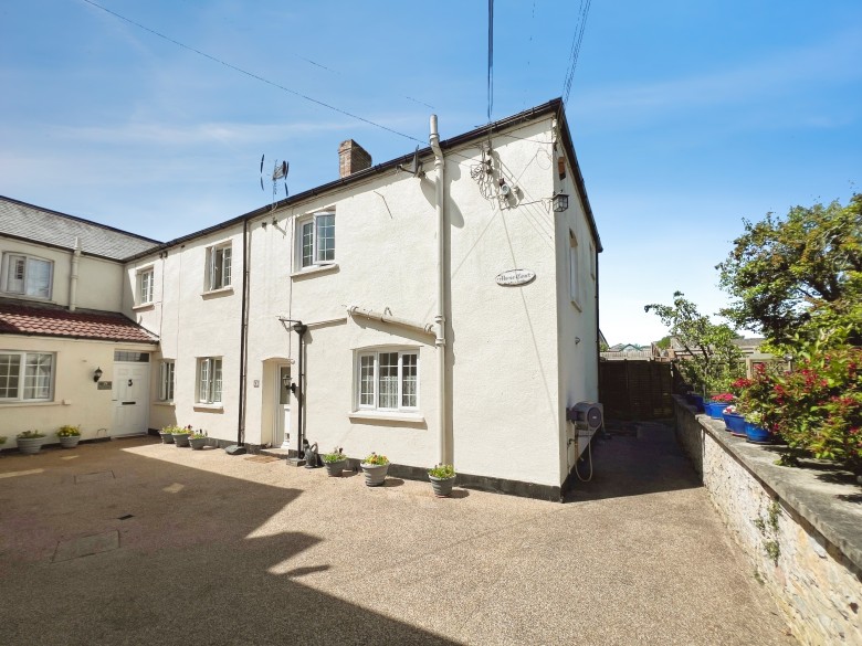 Click the photo for more details of Manor Road, Cossington, Somerset