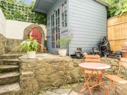 Images for Bove Town, Glastonbury, Somerset