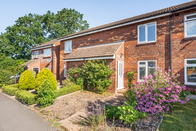 Click the photo for more details of Stonebridge Drive, Frome, Somerset