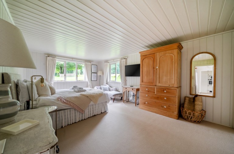 Images for Eyeworth, Fritham , SO43
