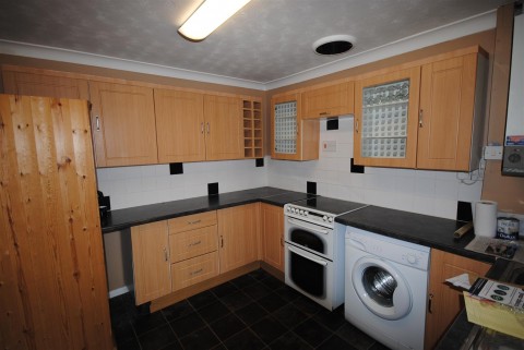 Click the photo for more details of Savile Way, Grove, Wantage