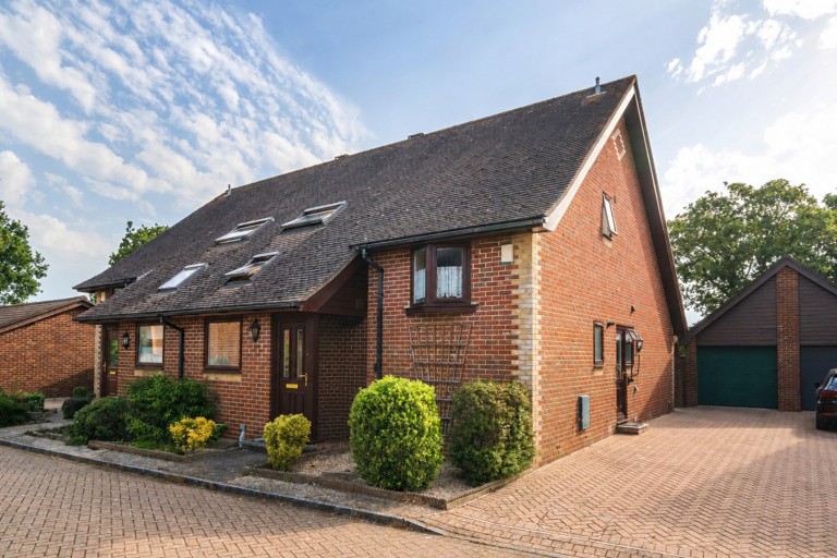 Images for Charnock Close, Hordle, Lymington, SO41