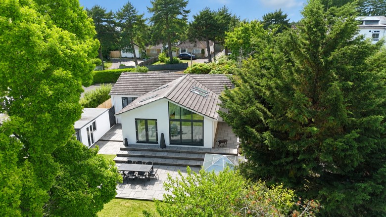 Click the photo for more details of Sandy Lane, St Ives, Ringwood, BH24