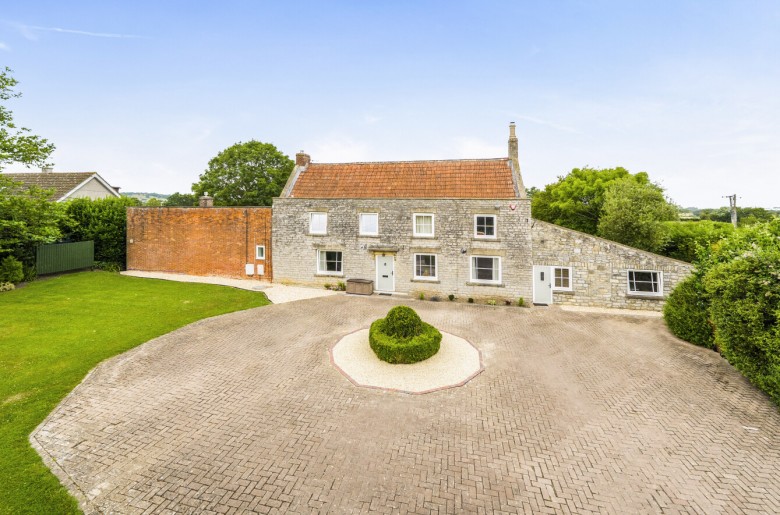 Click the photo for more details of West Pennard, Glastonbury, Somerset