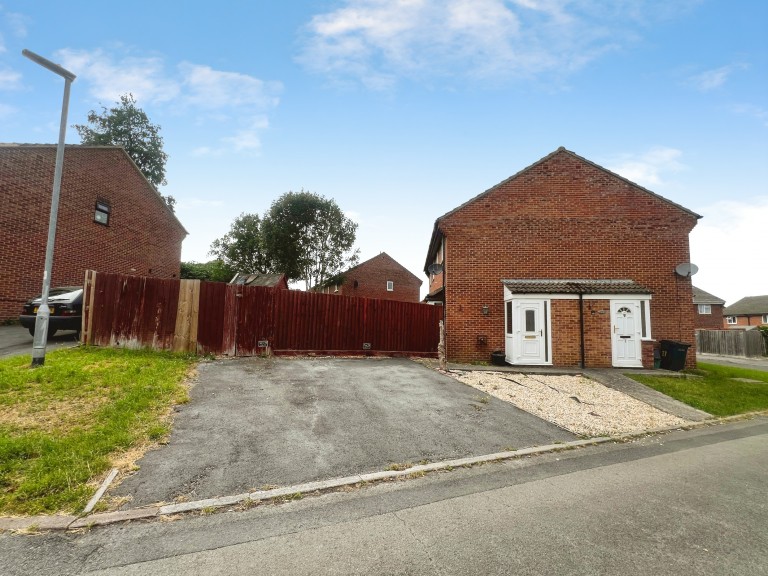 Images for Blagrove Close, Street, Somerset