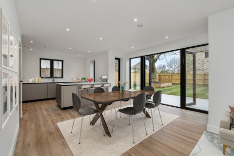 Click the photo for more details of Farmers Walk, Everton, LYMINGTON, SO41