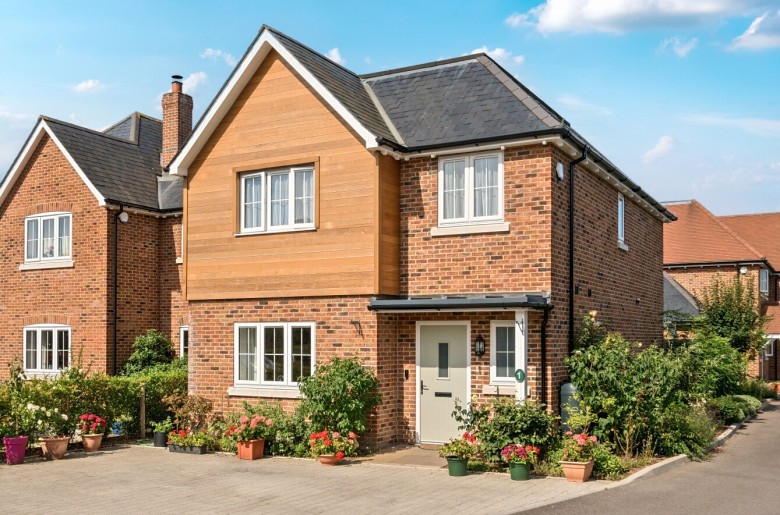 Click the photo for more details of Skylark Close, Woodfalls, Salisbury, SP5