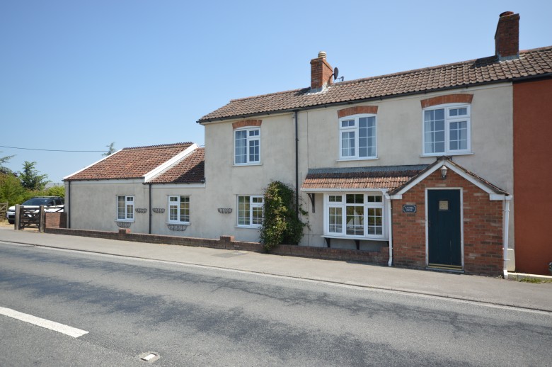 Click the photo for more details of Bridgwater Road, East Brent, Somerset