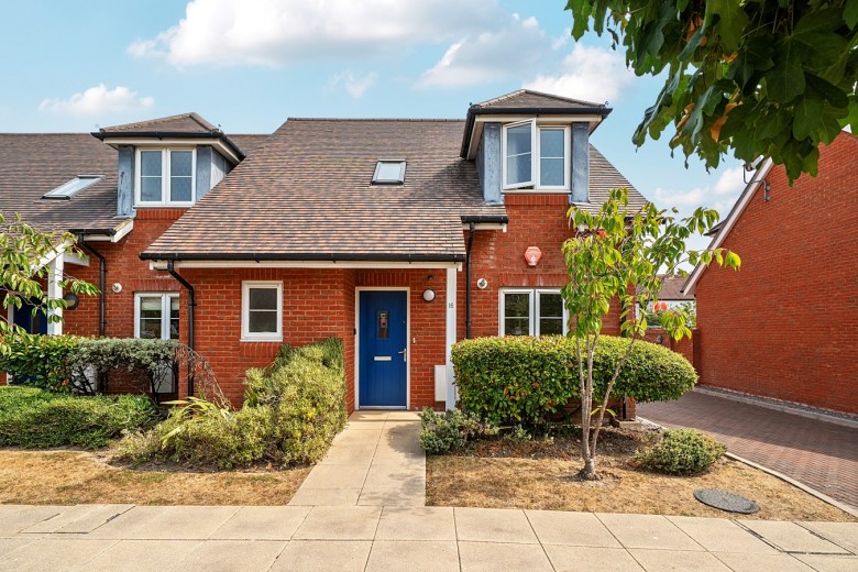 Click the photo for more details of North Greenlands, Pennington, Lymington, SO41