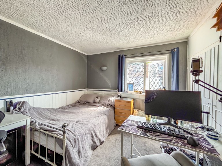 Images for Lower Lake, Battle, East Sussex