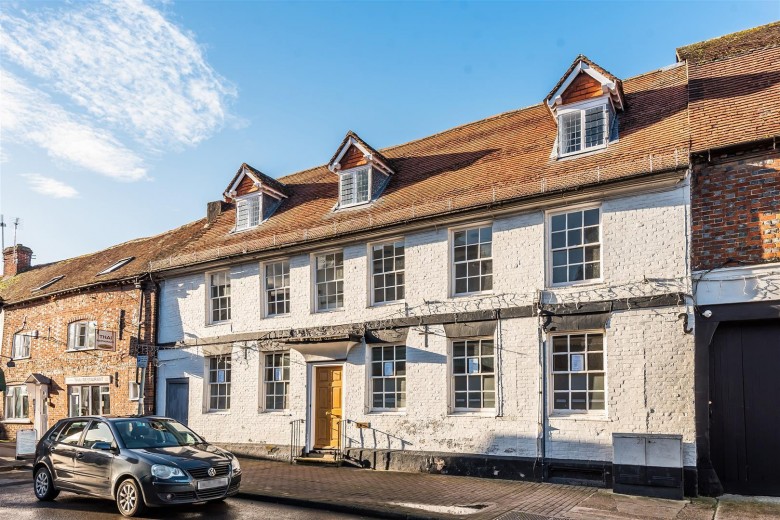 Click the photo for more details of Newbury Street, Wantage