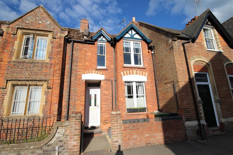 Click the photo for more details of Newbury Street, Wantage