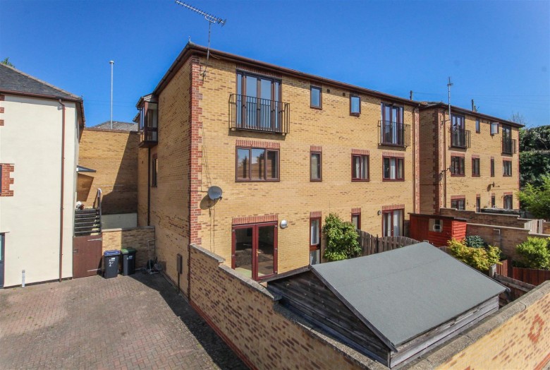 Click the photo for more details of Malting Lane, Isleham, Ely