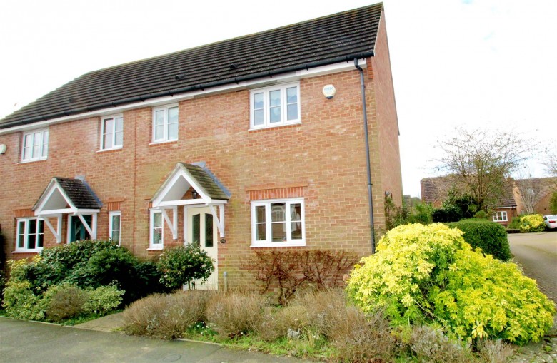 Click the photo for more details of Brinkinfield Road, Chalgrove, Oxford