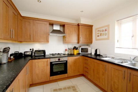 Click the photo for more details of Brinkinfield Road, Chalgrove, Oxford
