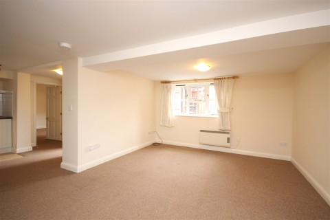 Click the photo for more details of Hyde Court, Wantage OX12 8AF