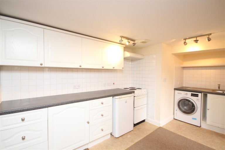 Images for Hyde Court, Wantage OX12 8AF