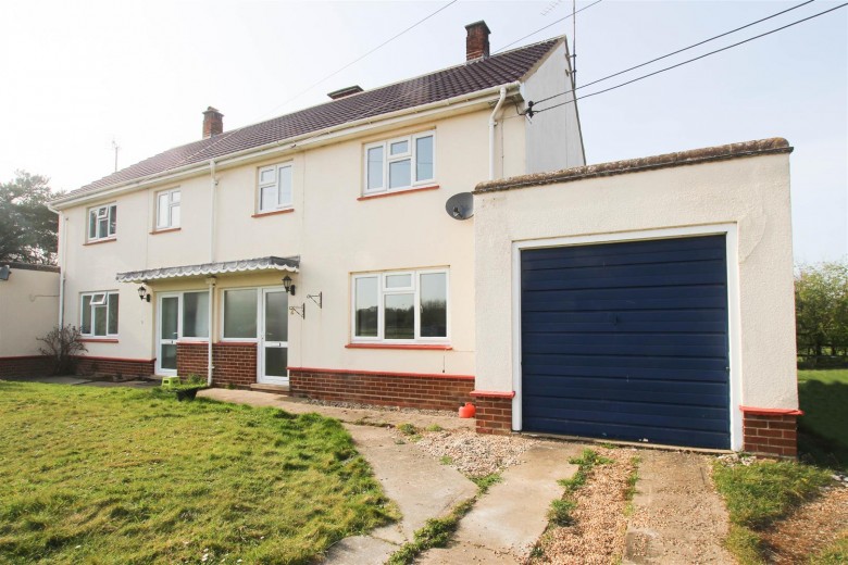 Click the photo for more details of Cambridge Road, Linton, Cambridge