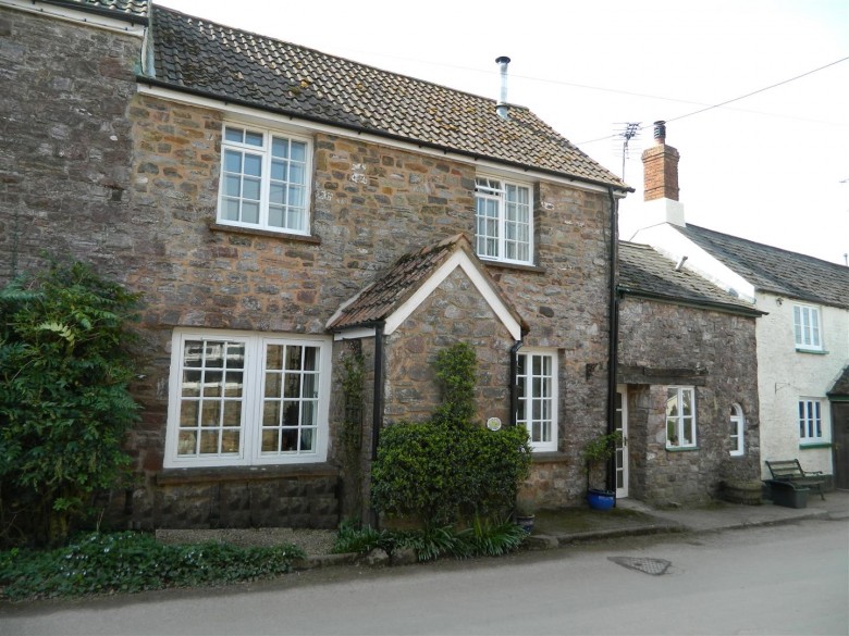 Click the photo for more details of Staple Cross, Wellington