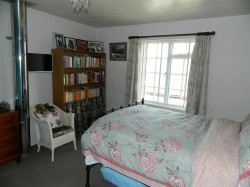 Images for Staple Cross, Wellington